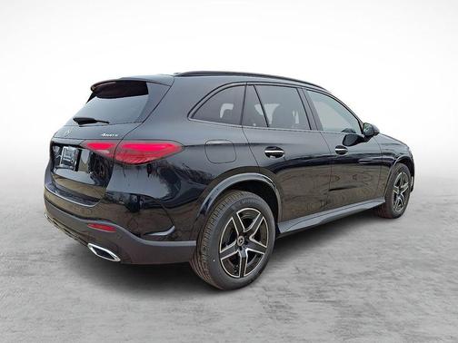 2026 Mercedes-Benz GLC 300 Base 4MATIC