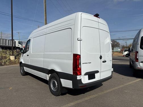 2025 Mercedes-Benz Sprinter 2500 Standard Roof