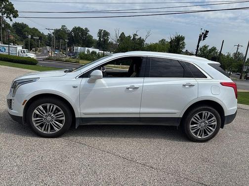 2017 Cadillac XT5 Premium Luxury