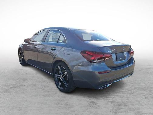 2022 Mercedes-Benz A-Class A 220 4MATIC