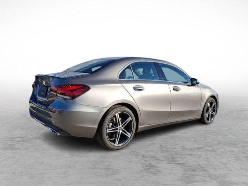 2022 Mercedes-Benz A-Class A 220 4MATIC