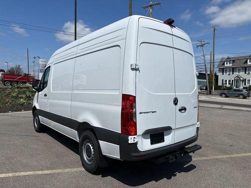 2025 Mercedes-Benz Sprinter 2500 Standard Roof