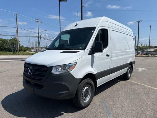 2025 Mercedes-Benz Sprinter 2500 Standard Roof