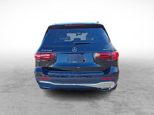 2026 Mercedes-Benz GLB 250 Base 4MATIC