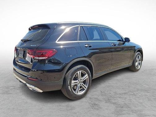 Black 2022 Mercedes-Benz GLC 300 Base 4MATIC