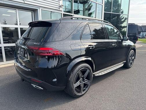 2025 Mercedes-Benz GLE 450e 4MATIC