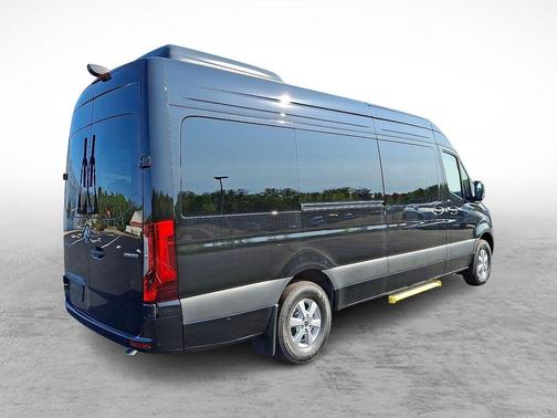 2025 Mercedes-Benz Sprinter 2500 High Roof