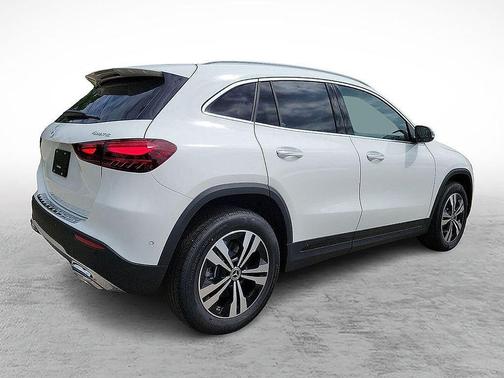 2025 Mercedes-Benz GLA 250 Base 4MATIC