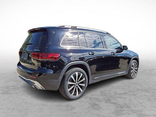 2022 Mercedes-Benz GLB 250 Base 4MATIC