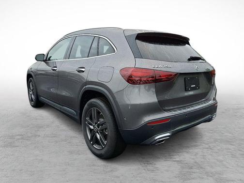 2026 Mercedes-Benz GLA 250 Base 4MATIC