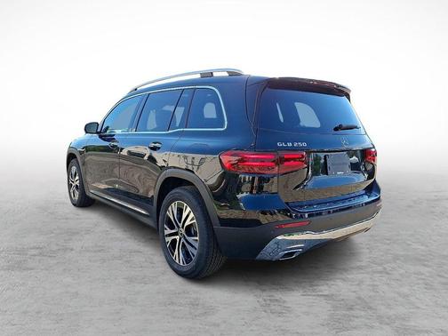 2025 Mercedes-Benz GLB 250 Base 4MATIC