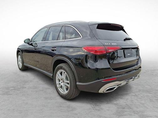 2025 Mercedes-Benz GLC 300 Base 4MATIC