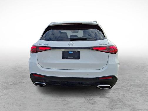 2025 Mercedes-Benz GLC 300 Base 4MATIC