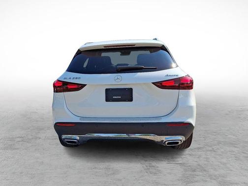 2025 Mercedes-Benz GLA 250 Base 4MATIC