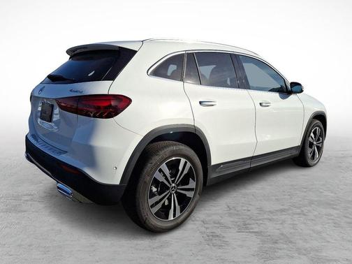 2025 Mercedes-Benz GLA 250 Base 4MATIC