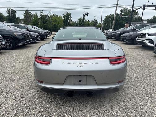 2019 Porsche 911 Targa 4 GTS