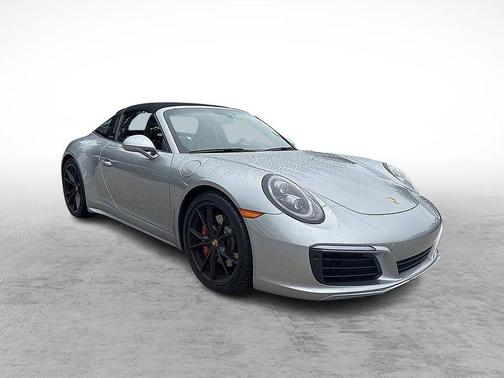2019 Porsche 911 Targa 4 GTS