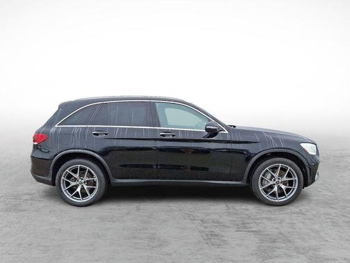 2022 Mercedes-Benz GLC 300 Base 4MATIC