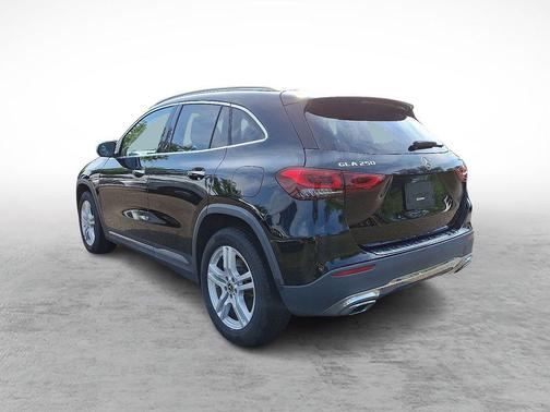 2021 Mercedes-Benz GLA 250 Base 4MATIC