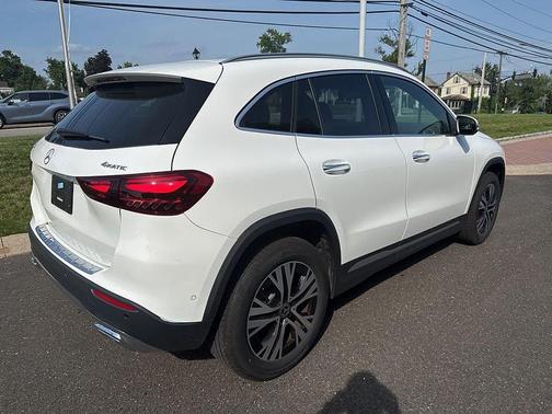 2025 Mercedes-Benz GLA 250 Base 4MATIC