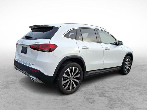 2023 Mercedes-Benz GLA 250 Base 4MATIC