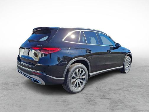 2026 Mercedes-Benz GLC 300 Base 4MATIC
