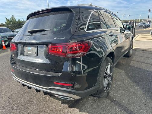 2022 Mercedes-Benz GLC 300 Base 4MATIC