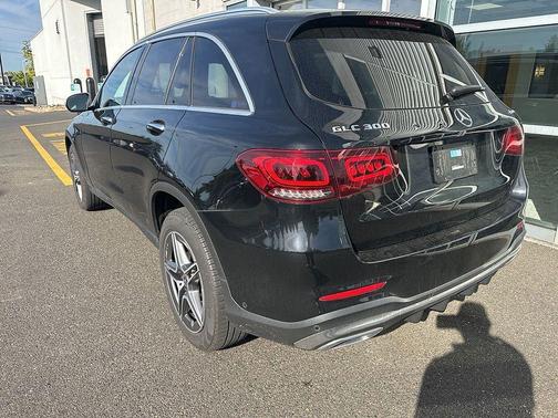 2022 Mercedes-Benz GLC 300 Base 4MATIC
