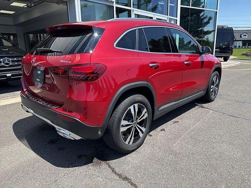 2024 Mercedes-Benz GLA 250 Base 4MATIC