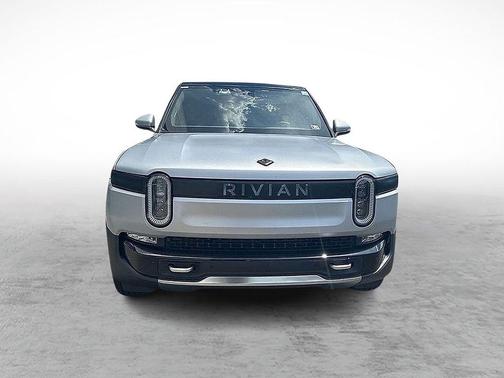 2024 Rivian R1S Adventure