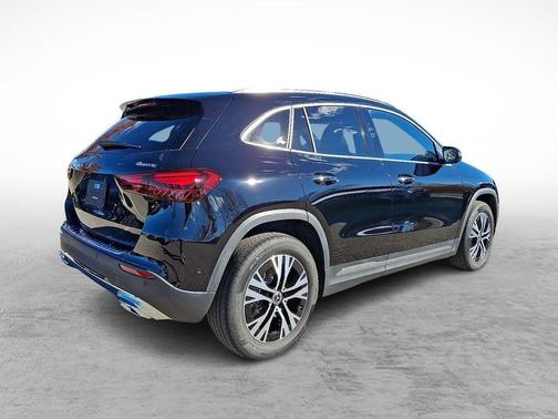 2025 Mercedes-Benz GLA 250 Base 4MATIC