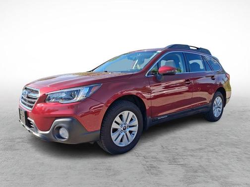 Crimson Red Pearl 2019 Subaru Outback 2.5i Premium