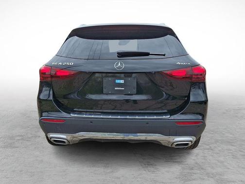 Midnight Black 2026 Mercedes-Benz GLA 250 Base 4MATIC