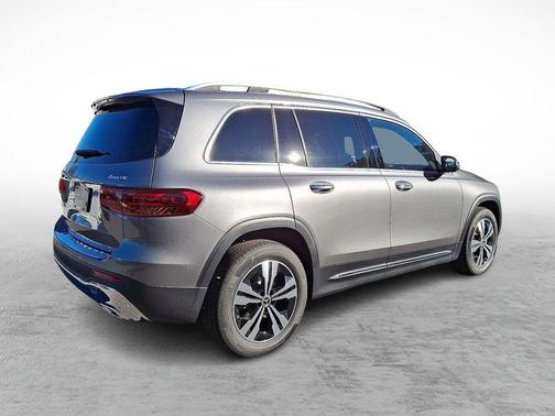 2026 Mercedes-Benz GLB 250 Base 4MATIC