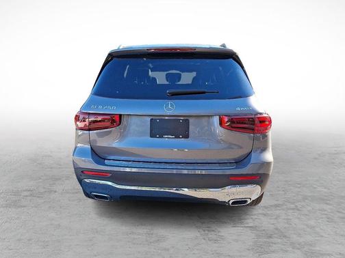 2026 Mercedes-Benz GLB 250 Base 4MATIC