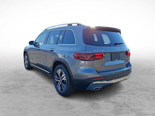 2025 Mercedes-Benz GLB 250 Base 4MATIC