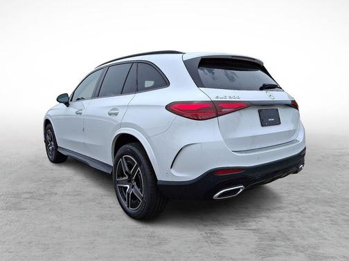 2025 Mercedes-Benz GLC 300 Base 4MATIC