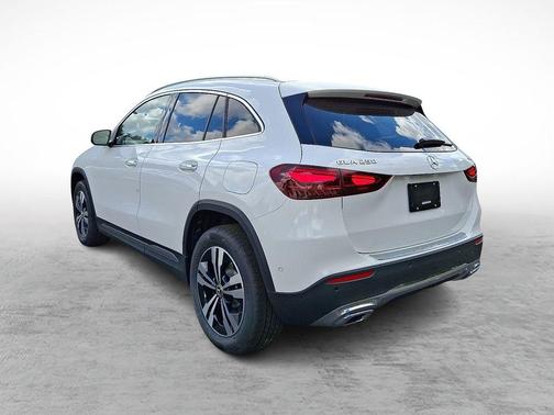 2026 Mercedes-Benz GLA 250 Base 4MATIC