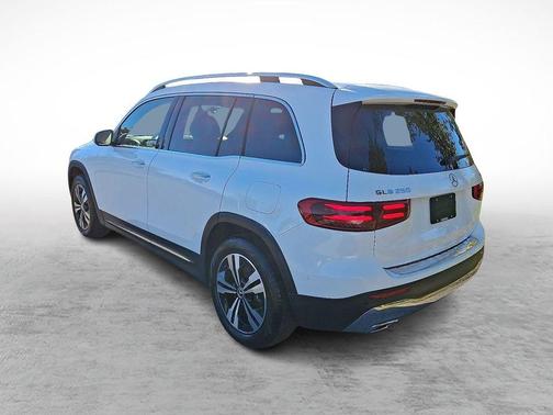 2025 Mercedes-Benz GLB 250 Base 4MATIC