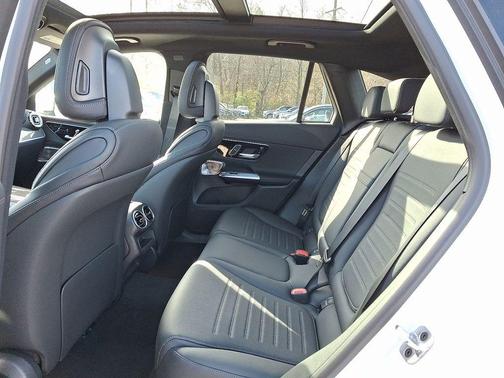 2026 Mercedes-Benz GLC 300 Base 4MATIC
