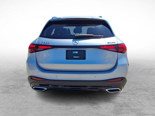 Cirrus Silver Metallic 2026 Mercedes-Benz GLC 300 Base 4MATIC