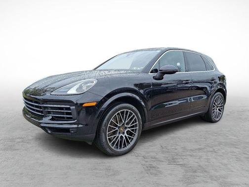 2023 Porsche Cayenne Base