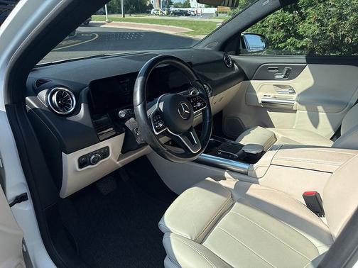 2022 Mercedes-Benz GLA 250 Base 4MATIC