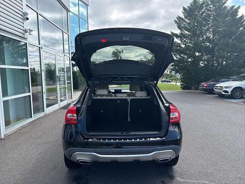 2020 Mercedes-Benz GLA 250 Base