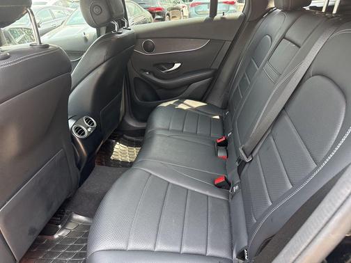 2022 Mercedes-Benz GLC 300 Base 4MATIC