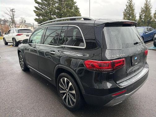 2022 Mercedes-Benz GLB 250 Base 4MATIC