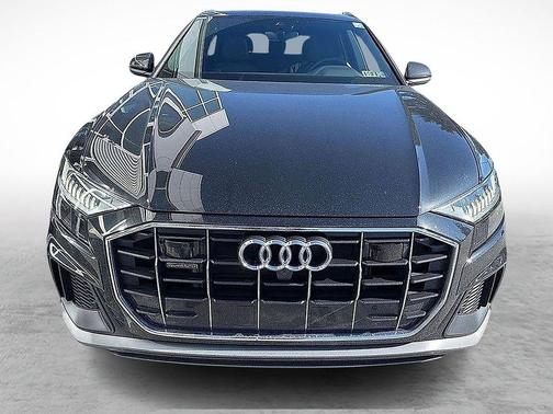 2023 Audi Q8 55 Premium Plus