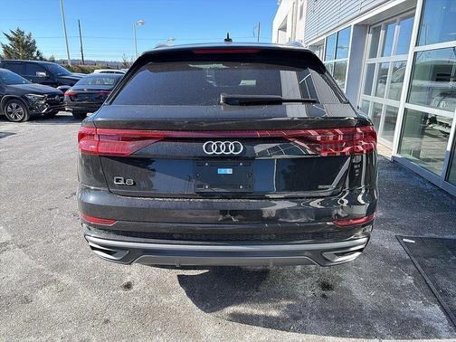 2023 Audi Q8 55 Premium Plus