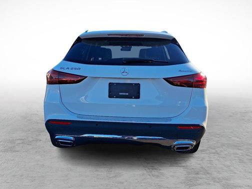 2026 Mercedes-Benz GLA 250 Base 4MATIC