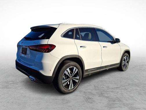 2026 Mercedes-Benz GLA 250 Base 4MATIC